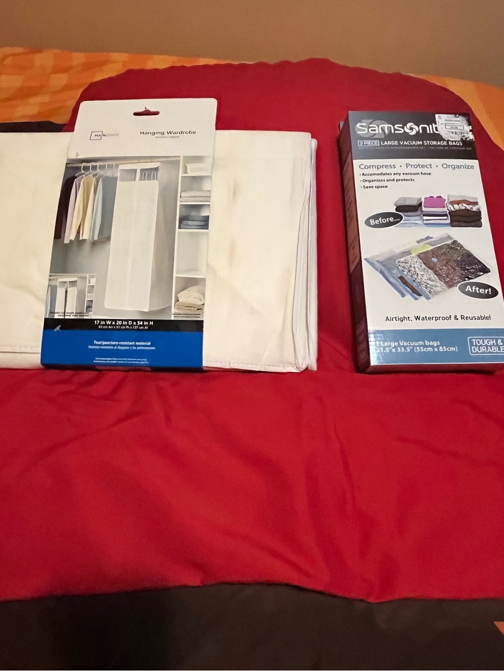 Samsonite White Hanging Wardrobe & Vacuum Storage Bag Set